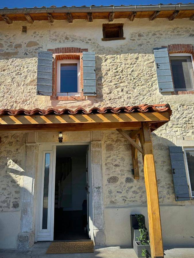Location de vacances pour 12 personnes, avec piscine et terrasse à Cassagne (Haute-Garonne) - 4