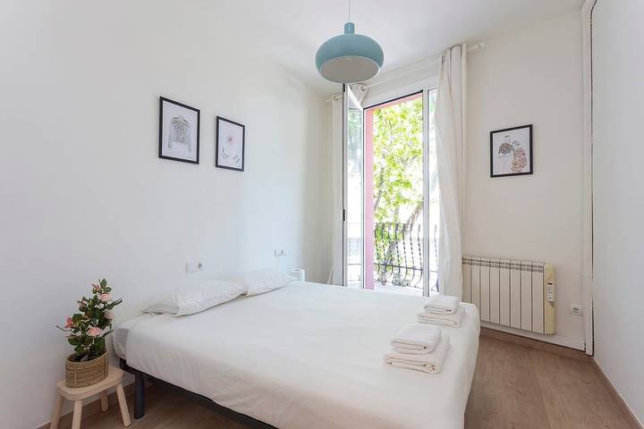 Ferienwohnung für 5 Personen, mit Garten in Barcelona