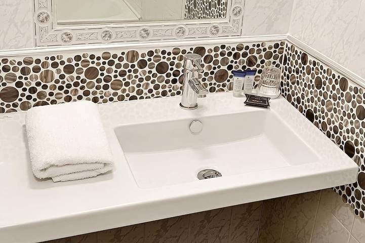 Hotel für 2 Personen, mit Sauna und Whirlpool in Dublin - 4