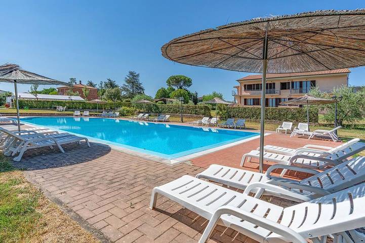 Holiday apartment for 4 people, with pool - 1