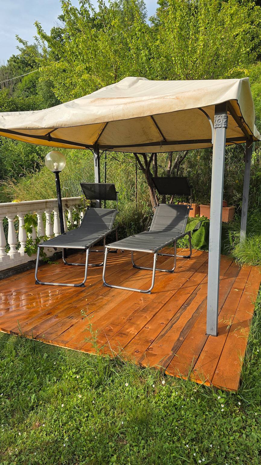 Vakantiehuis 'Il Nido Sul Lago' met Uitzicht op het Meer, Privéterras in Osiglia, Ligurische Alpen