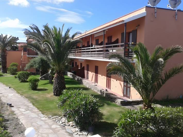 Entire studio, Studio 'Sergi - Shared Pool' with Sea View, Shared Pool, and Private Terrace in Stintino, Nurra