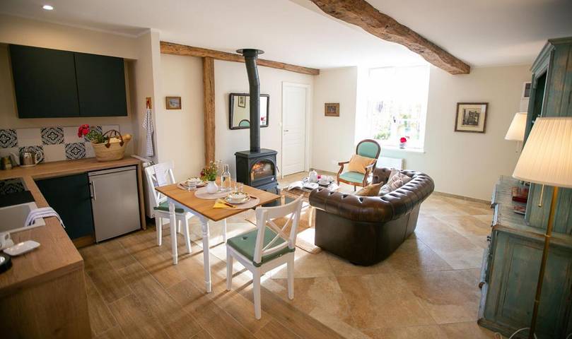 Gîte pour 4 personnes, avec Jardin dans Tremblay-les-Villages - 2