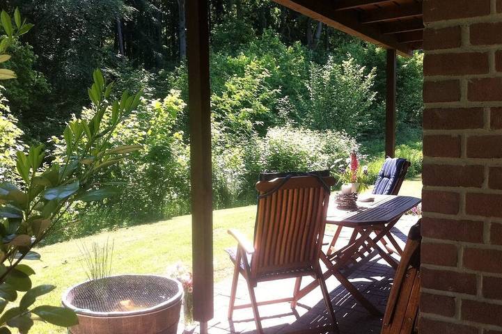 Ferienwohnung für 2 Personen, mit Sauna und Pool sowie Terrasse und Garten in Klingberg