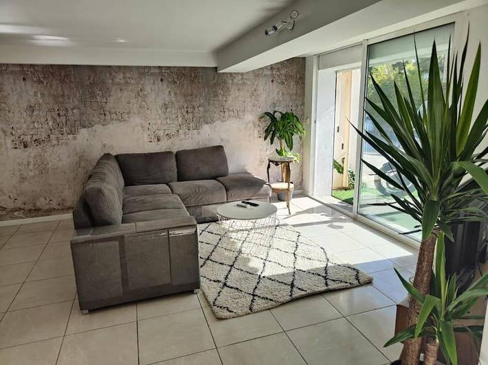 Gîte pour 4 personnes, avec jacuzzi et terrasse à Vitrolles - 4