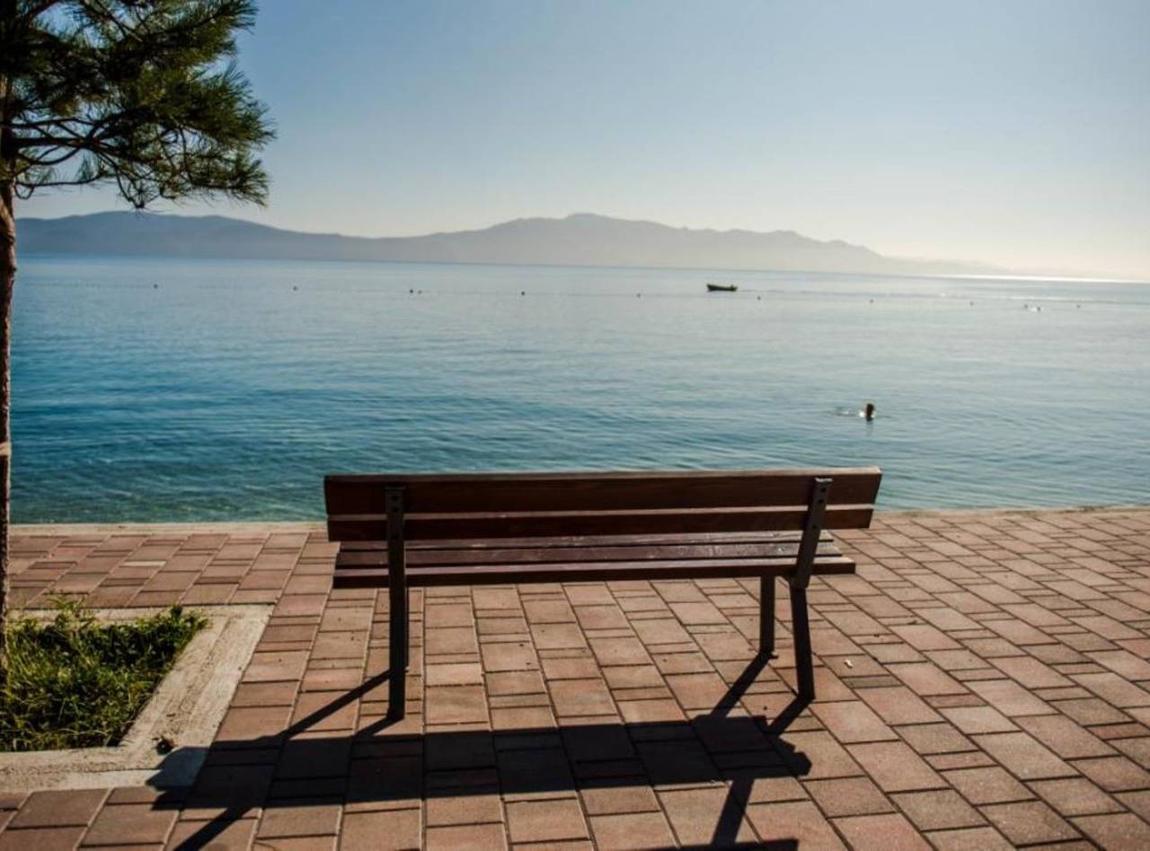 Ganze Wohnung, Ferienwohnung für 4 Personen mit Meerblick in Zaostrog, Makarska Riviera