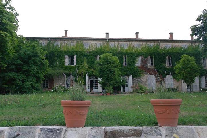Location de vacances pour 2 personnes, avec jardin ainsi que terrasse et vue, animaux acceptés à Quintenas - 3