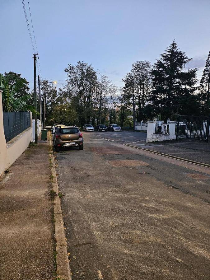 Gîte pour 2 personnes, avec terrasse, animaux acceptés à Mantes-la-Ville - 2