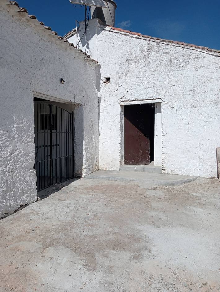 Casa rural para 6 personas, con jardín, Se admiten mascotas en Sierra Norte de Sevilla - 2