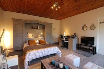 Gîte pour 2 personnes, avec jardin, animaux acceptés à Pujols-sur-Ciron