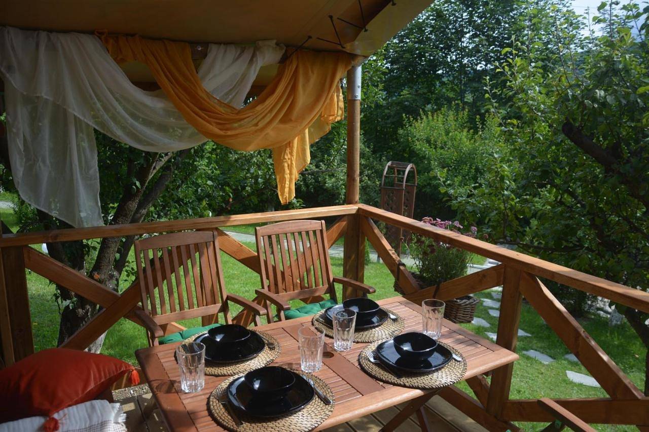 Beskidylla glamp in Ustroń, Karpaty (Polska)