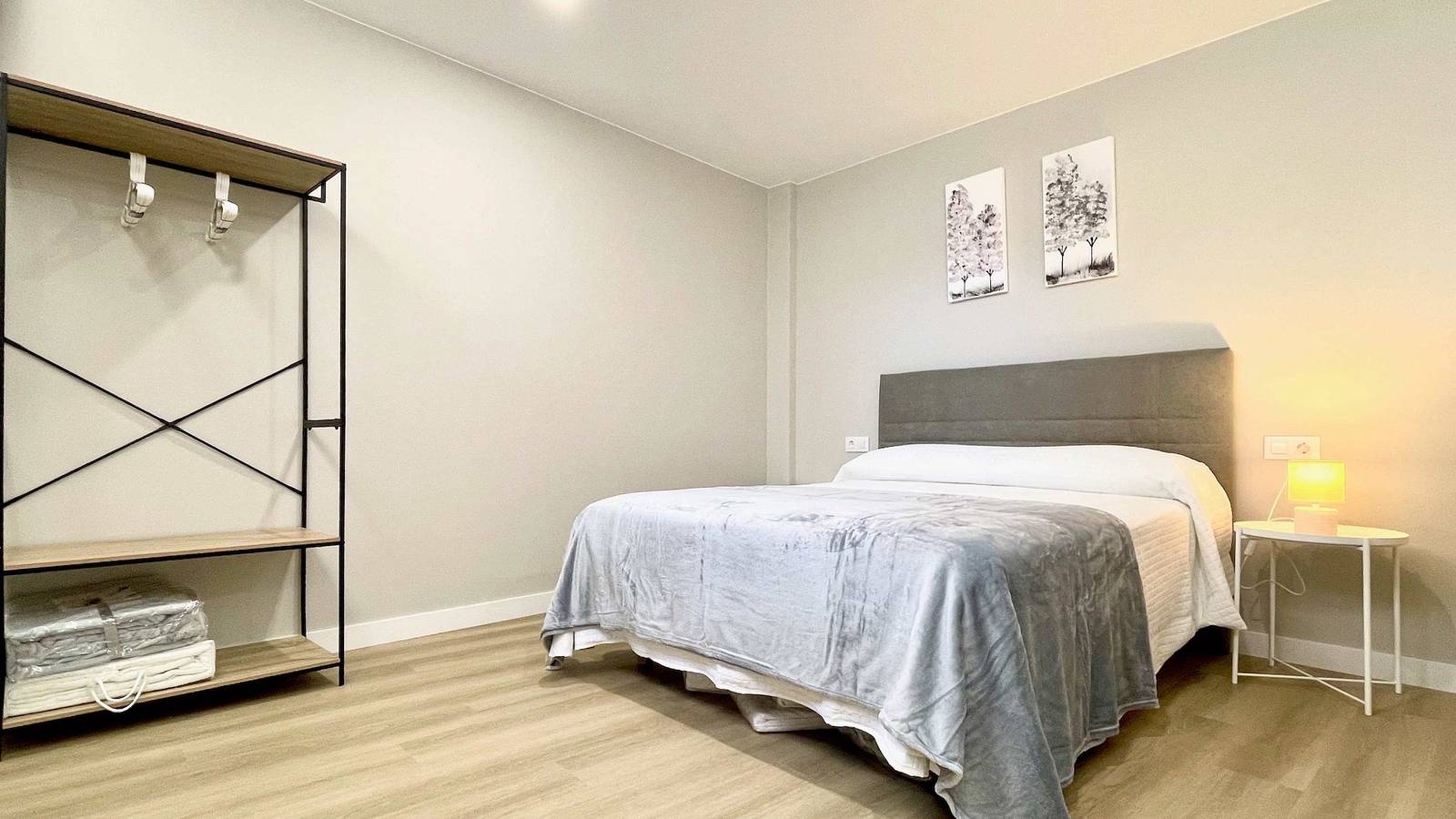 Apartamento entero, Apartamento de vacaciones para 4 personas con balcón/terraza in Viveiro, Costa de Galicia