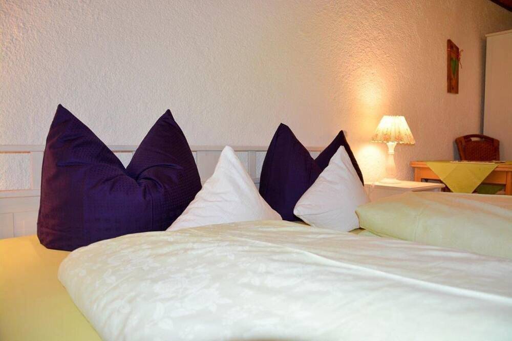 Doppelzimmer Hollerbeerl - Hof Roßruck in Fischbachau, Alpenland Tegernsee Schliersee