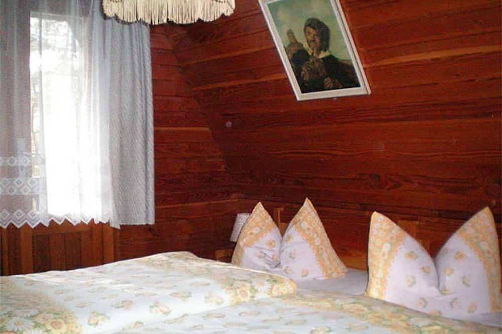 Ganze Wohnung, 4. Ferienhaus - Finnhaussiedlung Am Garder See in Garden (Lohmen), Lohmen