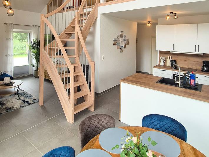 Ferienhaus für 8 Personen, mit Whirlpool und Pool sowie Garten und Sauna in Jade