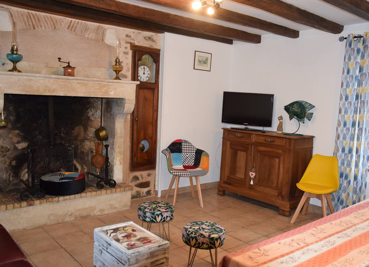 Maison charismatique à Saint-Germier avec jardin clôturé. in Saint-Germier, Deux-Sèvres
