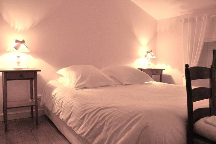 Location de vacances pour 6 personnes, avec jardin et piscine à Divajeu - 4