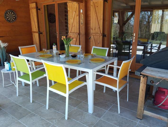 Gîte pour 6 personnes, avec piscine, adapté aux familles à Peyrillac-et-Millac - 3