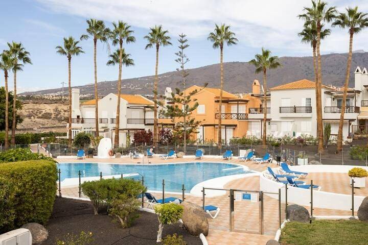 Appartement de vacances pour 3 personnes, avec piscine et terrasse