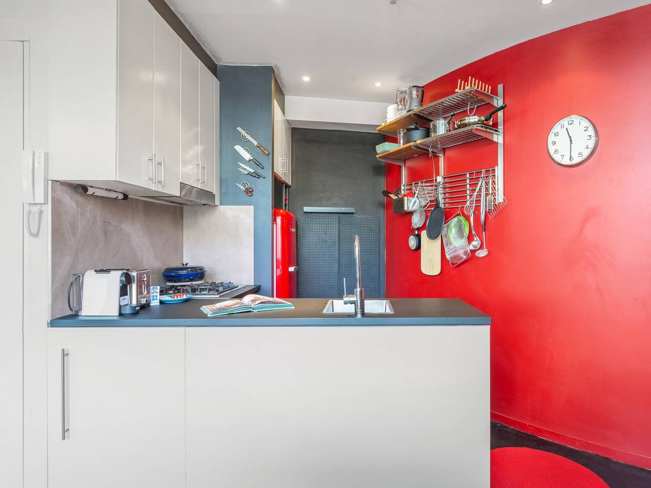 Entire apartment, Chic 1-Bed Apartment in the Heart of Newtown in Newtown (Sydney), Sydney