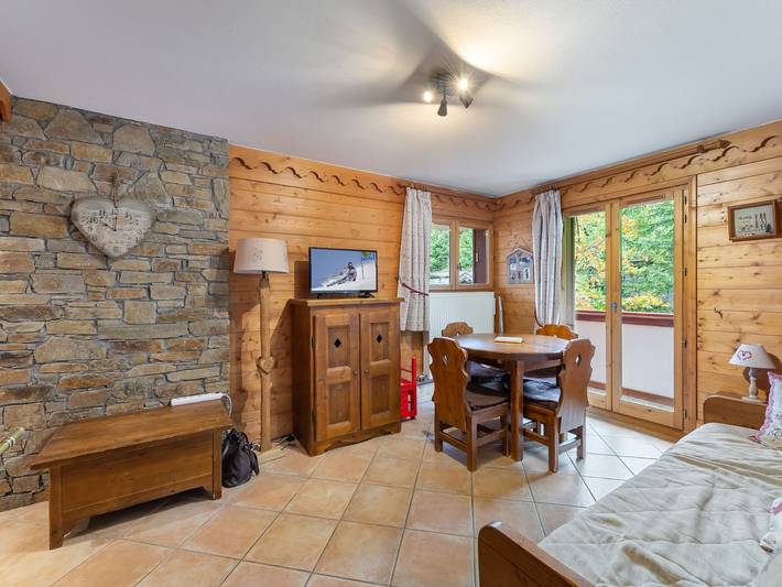 Gîte pour 2 personnes, avec piscine et balcon dans Meribel Village - 4