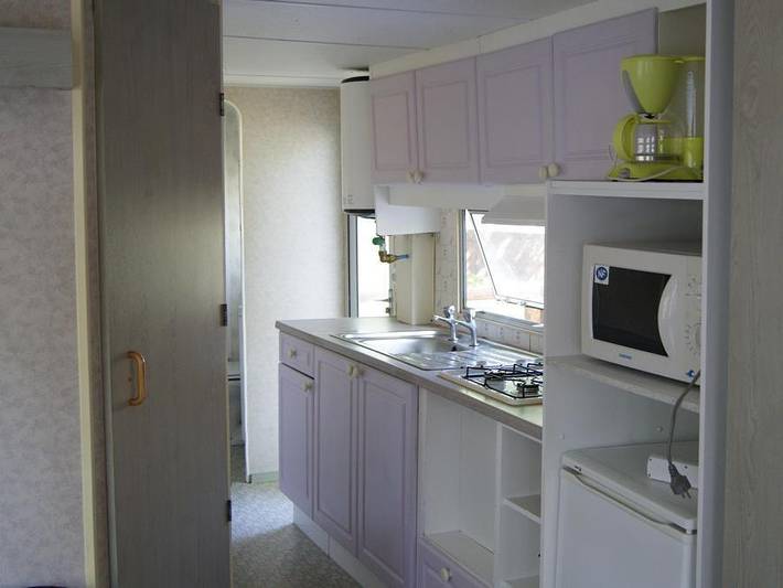 Camping Le Roc del Rey - Mobilheim 6 personen - Oma (Samstag bis Samstag von 06/07/24 bis 31/08/24) 4 Pers. 4/6 Pers. in Belloc, Ariège
