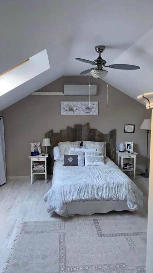 Location de vacances pour 6 personnes, avec vue ainsi que piscine et terrasse à Essert - 2