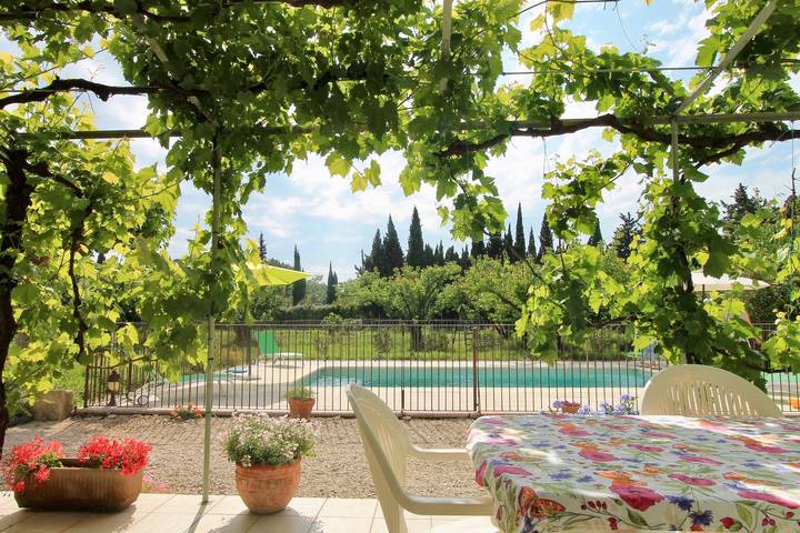 Villa pour 7 personnes, avec jardin et terrasse dans les Bouches-du-Rhône - 2