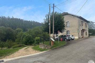 Maison de vacances pour 3 personnes, avec jardin, animaux acceptés dans l' Ain