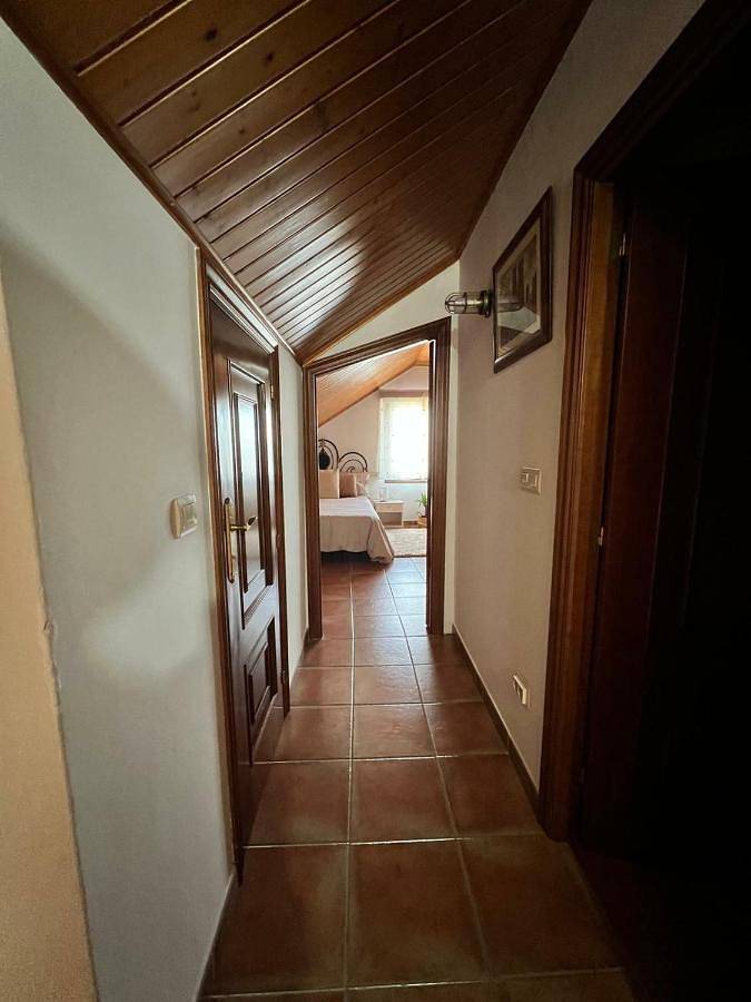 Casa de vacaciones para 10 personas, con vistas además de jardín y piscina en Comarca de Vigo - 3