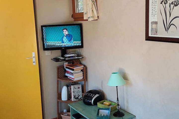 Location de vacances pour 2 personnes, avec jardin à Saint-Étienne-de-Gourgas - 2