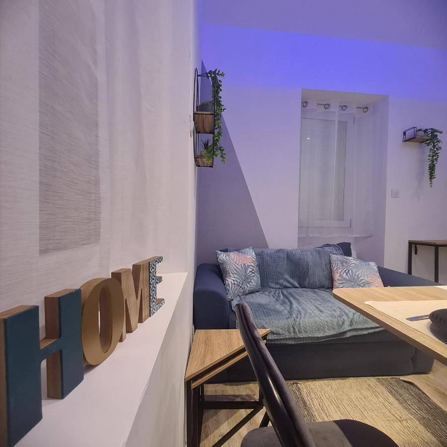 Appartement entier, One-Bedroom Apartment in Tuchan, Côte méditerranéenne (France)