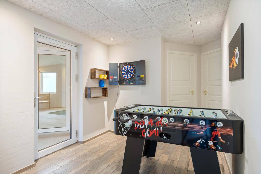 Modernisiertes Poolhaus mit Endreinigung inklusive in Hvide Sande, Holmsland Klit