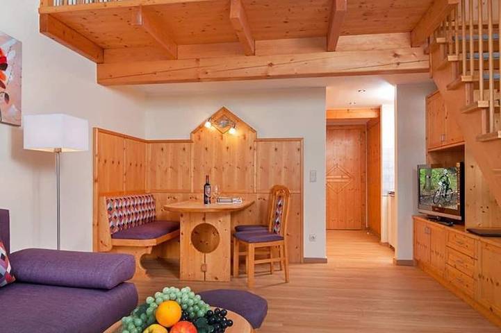 Appart’hôtel pour 4 personnes, avec sauna ainsi que jardin et balcon, animaux acceptés