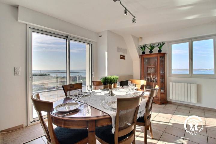 Gîte pour 6 personnes, avec terrasse à Plouharnel