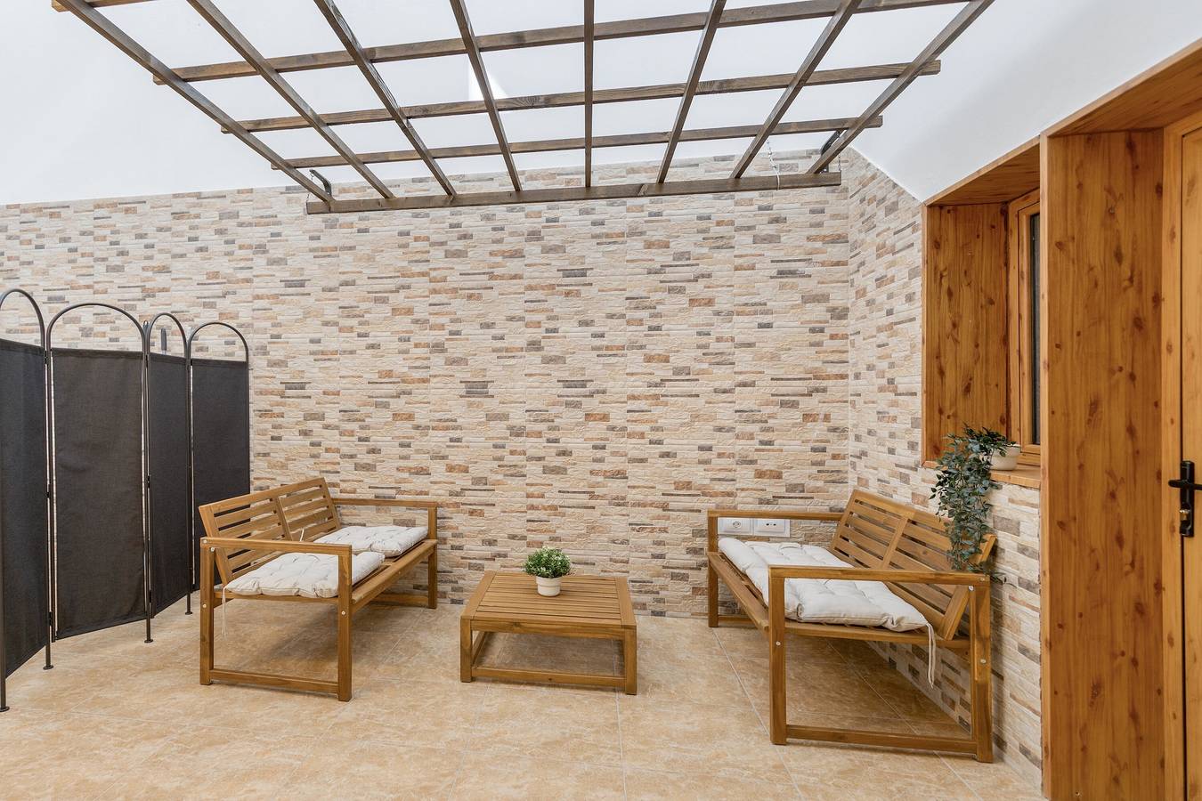 Casa Ñico: Vacation Home with Mountain Views and Wi-Fi in Artenara, Artenara (municipality)