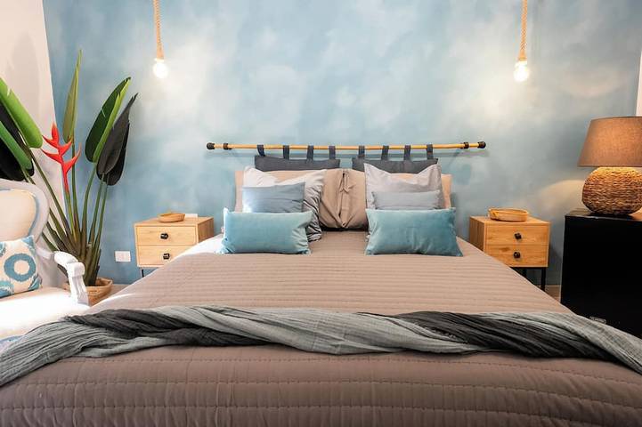 Charming 2-bedroom house with AC in Castellammare di Stabia. in Castellammare di Stabia, Sorrento Coast
