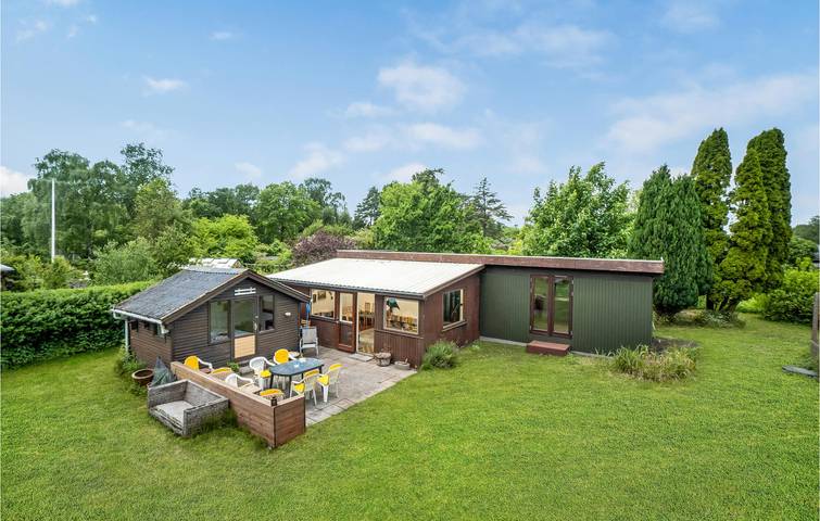 Chalet für 6 Personen, mit Terrasse und Garten auf Seeland