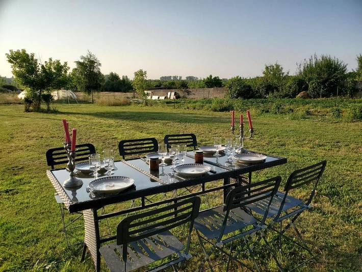 Location de vacances pour 12 personnes, avec piscine ainsi que terrasse et jardin à Saint-Marcel (Saône-et-Loire) - 3