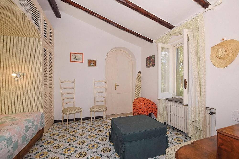 Cozy home in Forio with house sea view in Forio, Ischia