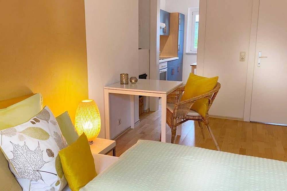 Geheel appartement, At home in the love nest in Innsbruck, Regio Innsbruck