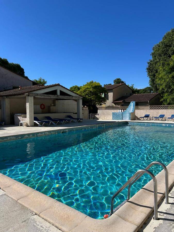 Gîte pour 3 personnes, avec jardin et vue ainsi que piscine et terrasse, animaux acceptés à Quissac - 2