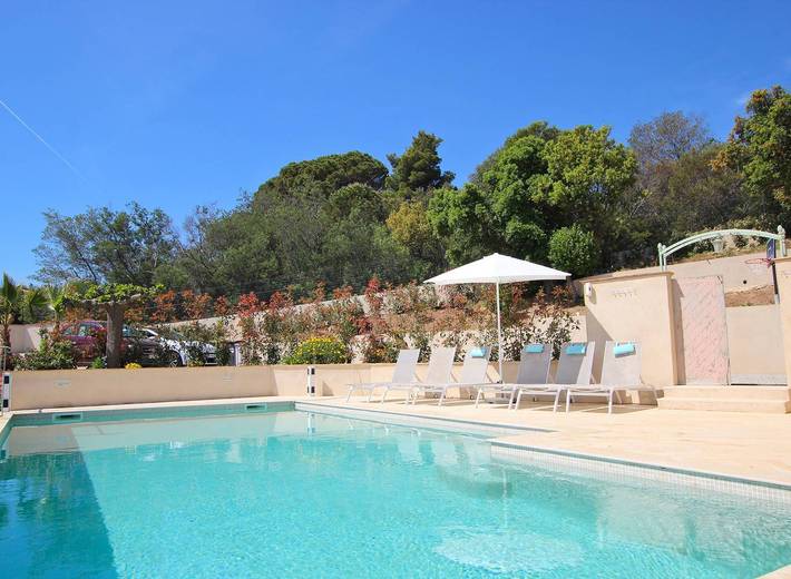 Gîte pour 10 personnes, avec piscine, adapté aux familles dans Plage Des Elephants - 3