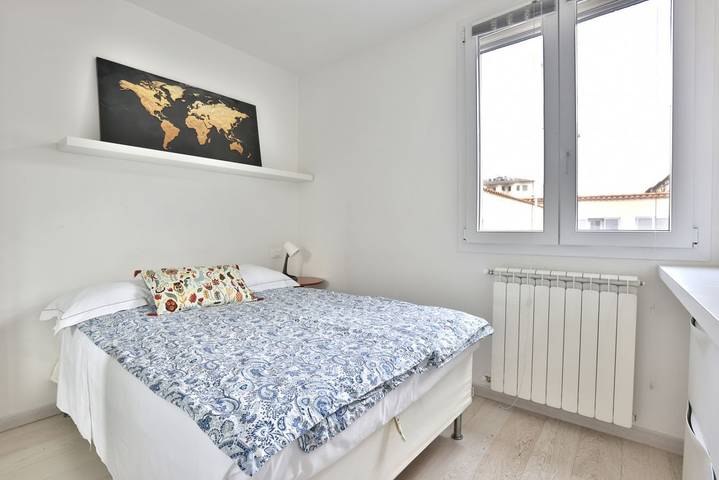 Appartamento intero, GuestHost - Florence Modern & Quiet Nest in Firenze Centro storico, Firenze