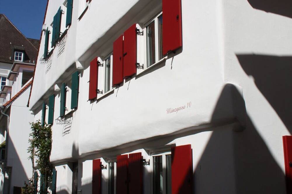 Wohnen auf 4 Ebenen in historischen Mauern liebevoll renoviert in Legoland Deutschland, Günzburg