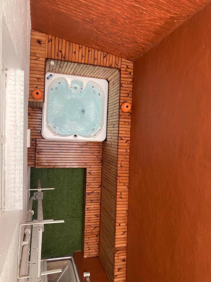 Maison de vacances pour 12 personnes, avec jacuzzi ainsi que terrasse et sauna