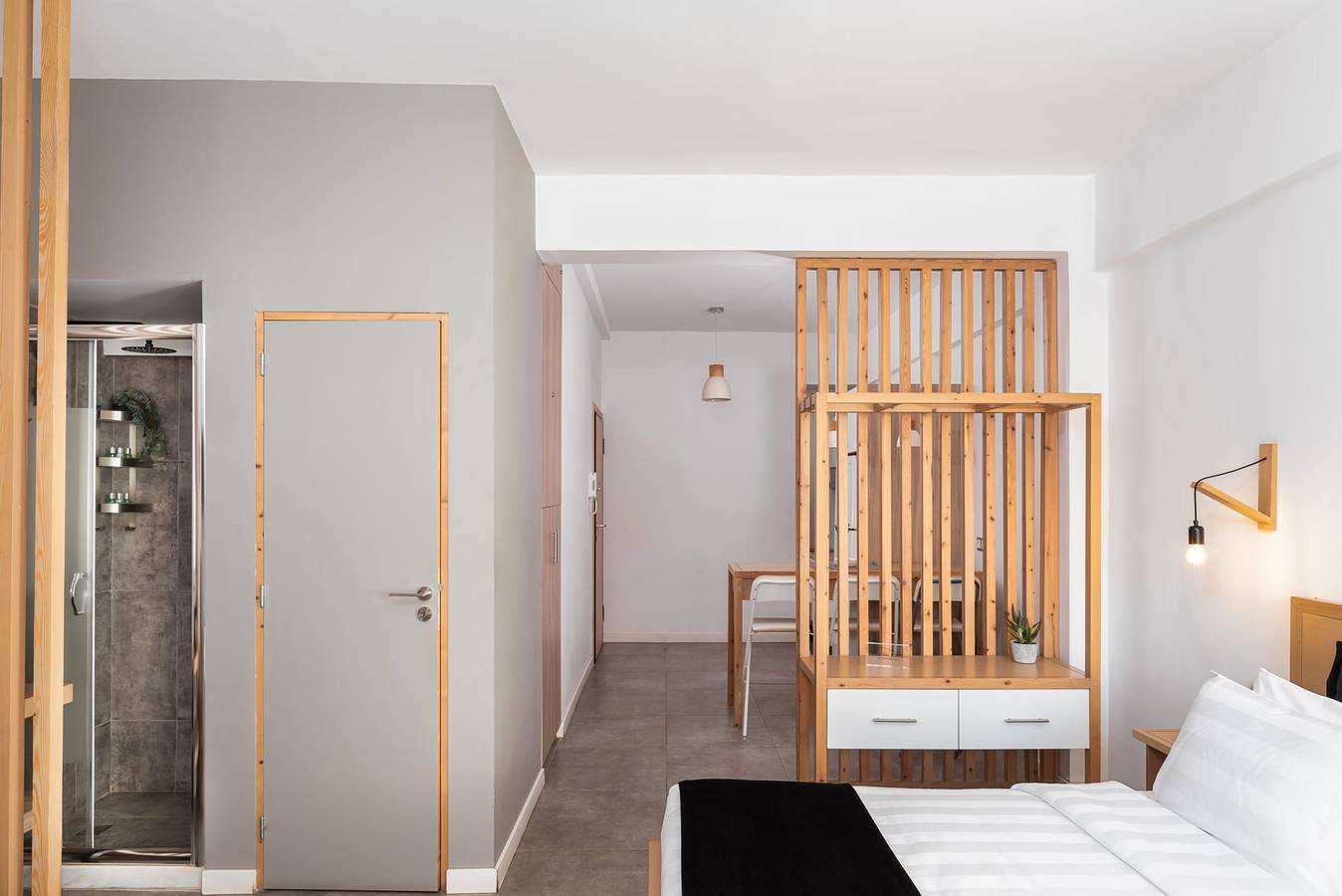 Incredible Athens Apartment | 1 Bedroom | Apartment Bach | Nestled in the Heart of Athens | Furnished  Balcony | Athina | Acropolis in Sezione centrale di Atene, Atene