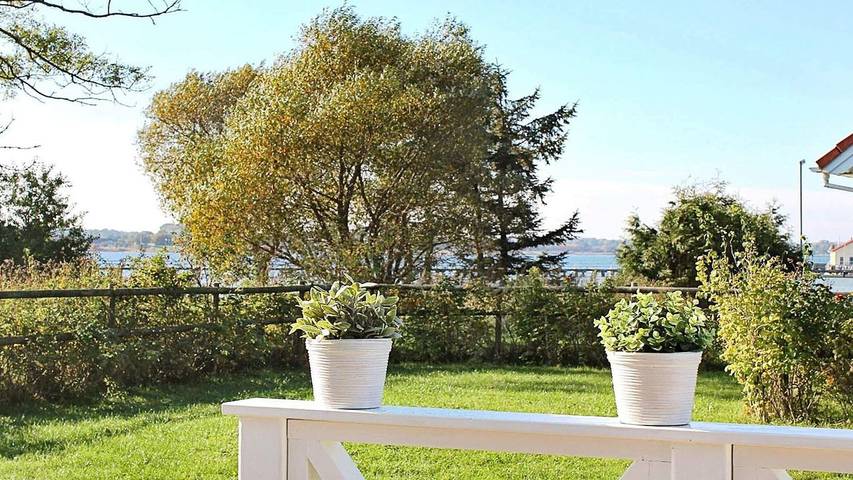 Ferienhaus mit Meerblick für 8 Personen, mit Sauna und Whirlpool sowie Garten in Gelting - 4