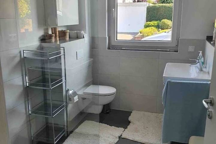 Ganze Wohnung, Ruhige Wohnung mit Terrasse in Landkreis Limburg-Weilburg