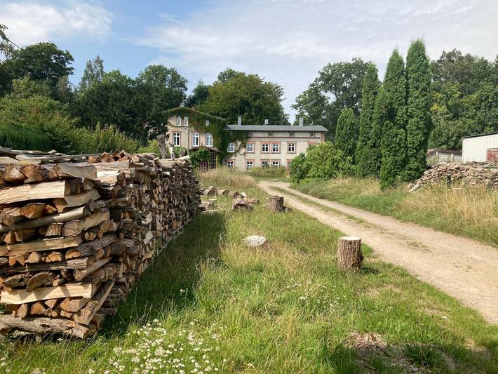 Ferienwohnung für 2 Personen, mit Garten und Balkon, kinderfreundlich in Lalendorf